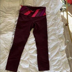 Maroon Lululemon leggings